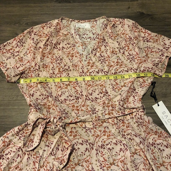 Sage The Label Floral Wrap Dress Pink Large - Picture 7 of 7